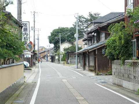 村上城下　加賀町の街並み